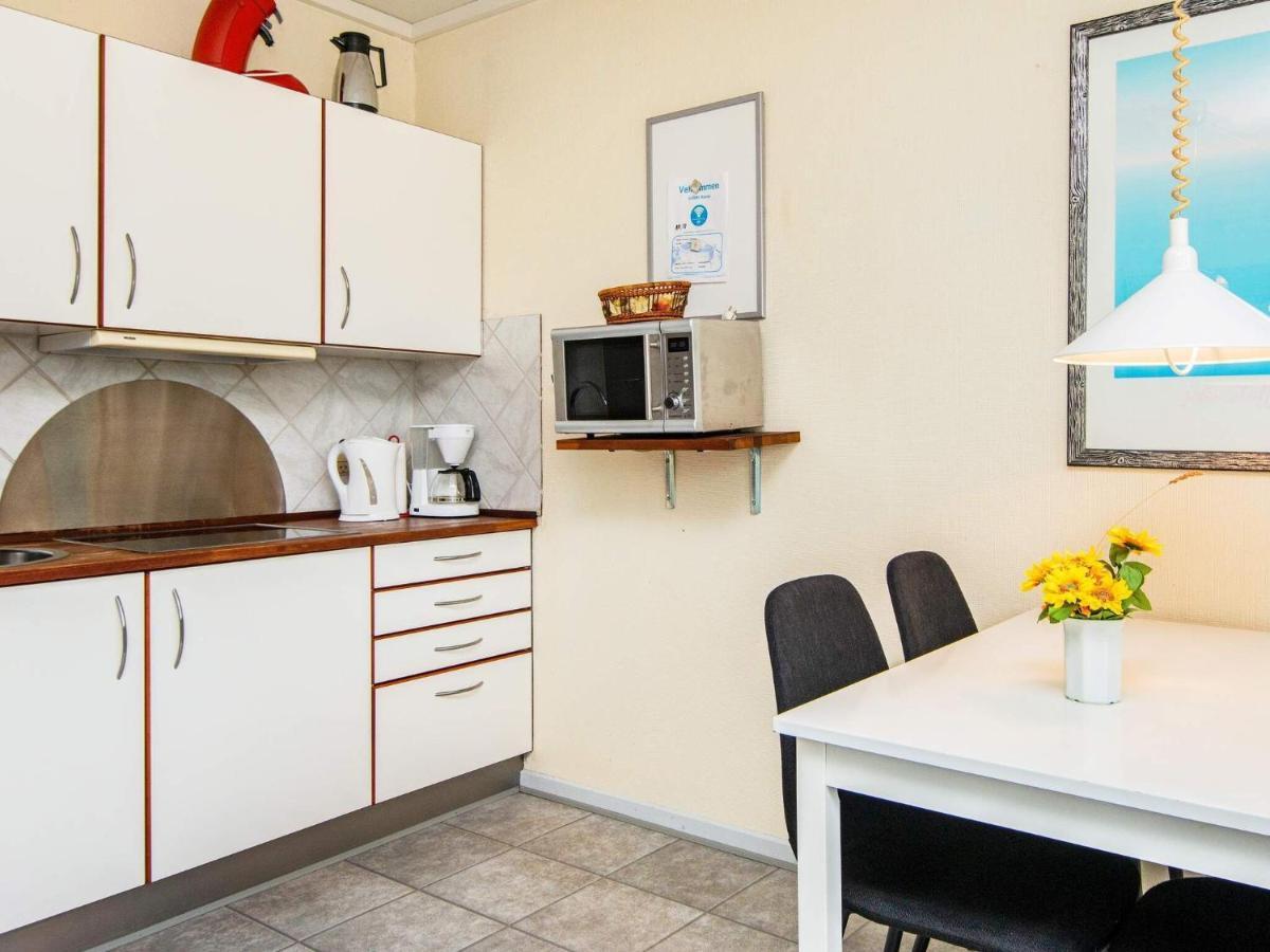 4 Person Holiday Home In R M Sønderby Extérieur photo